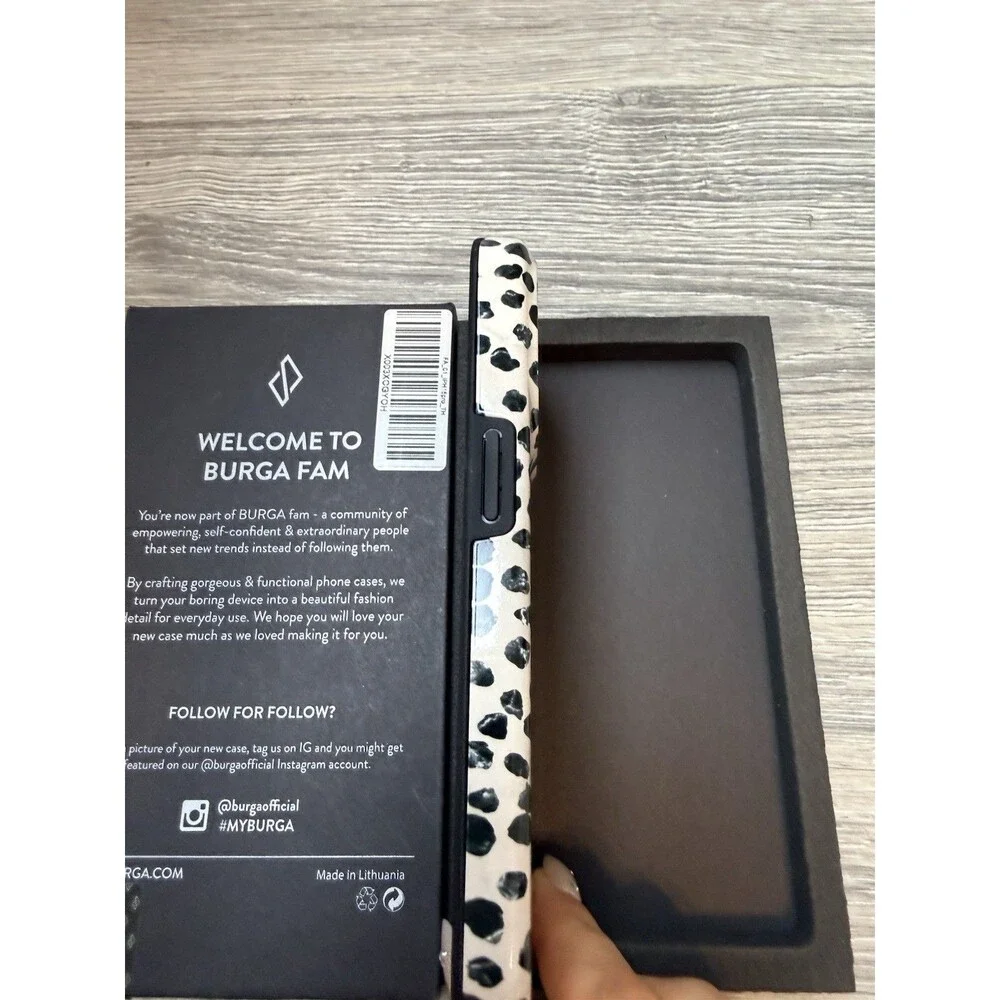 BURGA iPhone 14 Pro Tough Case Dalmatian Black White Spotted Print Box
